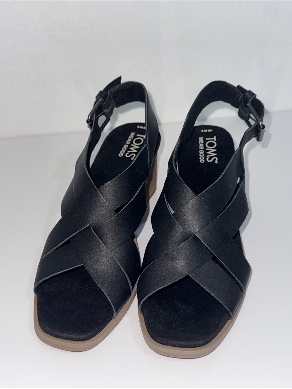NWT TOMS Gracie Black Leather Strappy Sandals Size 5 Women’s Comfort Sandals